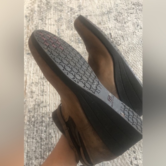 UGG Australia EMALIE Leather Wedge Ankle Bootie Waterproof- Size 10 - Picture 8 of 9